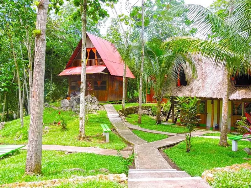 Hostal El Portal de Semuc Champey — Booking Context for Semuc Champey Travelers