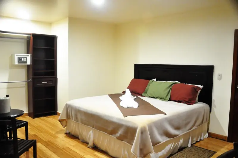 Hotel Partenon Beach Resort — Hotel Planning Details for La Ceiba