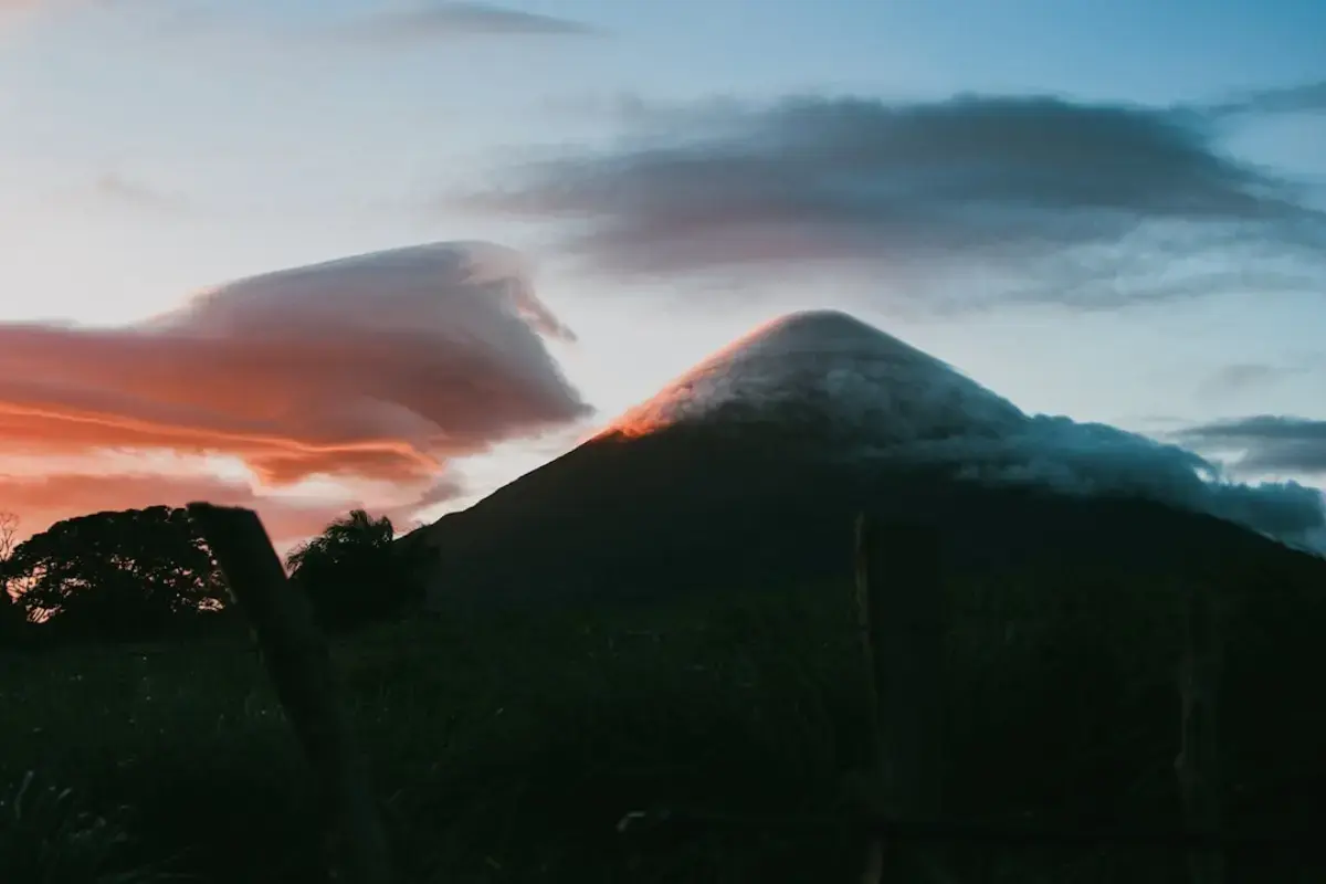 Best Time to Visit Nicaragua: Volcanoes, Beaches & Seasonal Guide