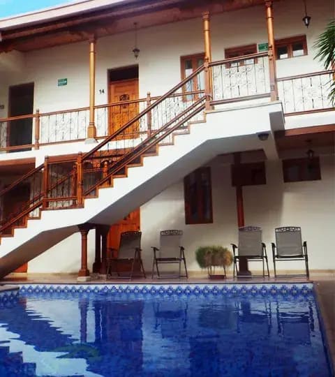 Hotel El Almirante — Traveler Context for Nicaragua Hotel Search
